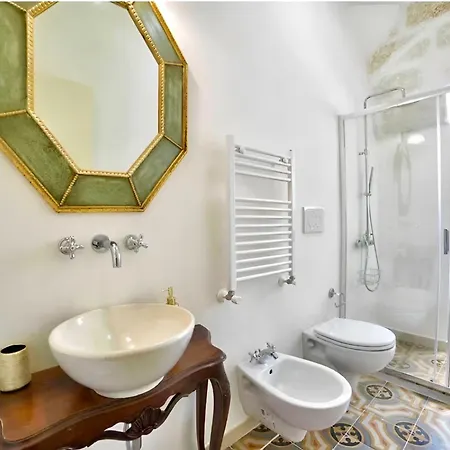 아파트 La Terrazza Di Don Peppino *